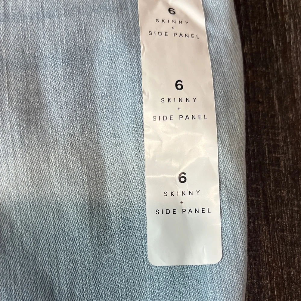 Light Wash Women’s Maternity Jeans with Stretch Panels - Light Blue NWT